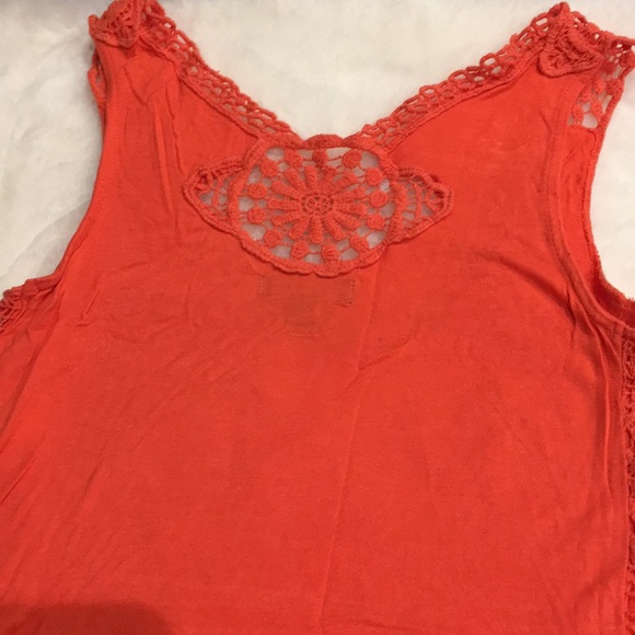Le chateau Burnt orange Crochet top - Picture 5 of 5